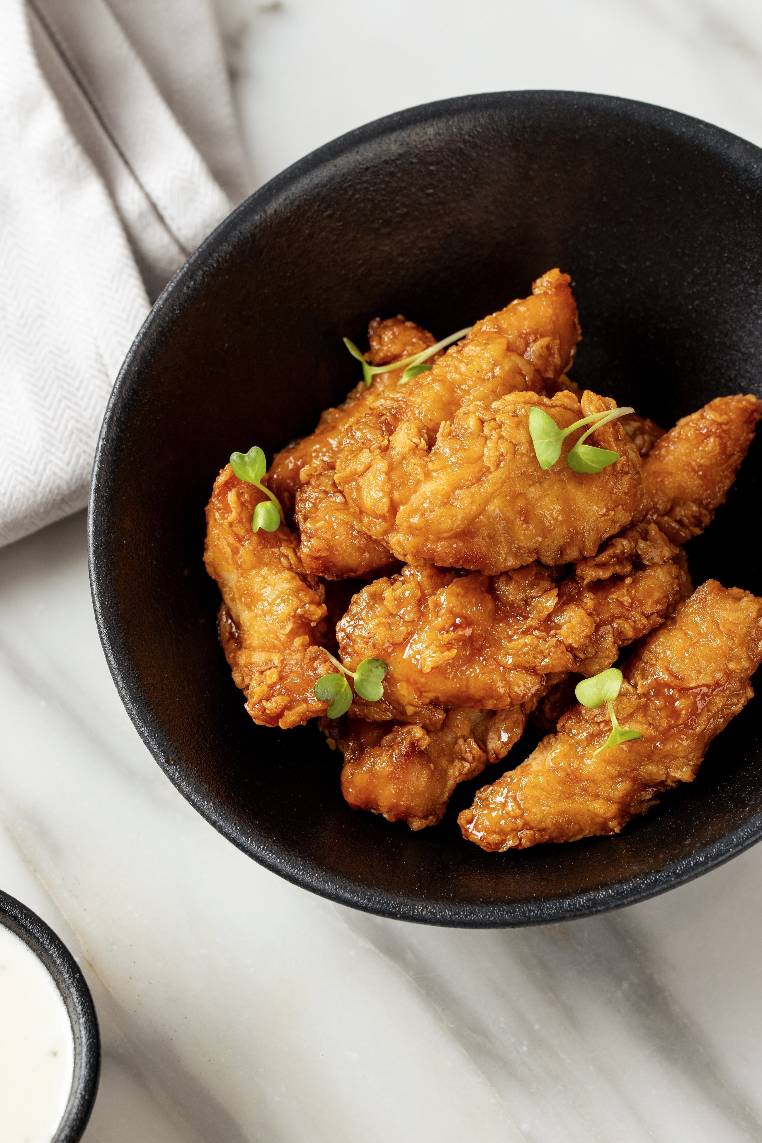 STICKY MAPLE BONELESS CHICKEN